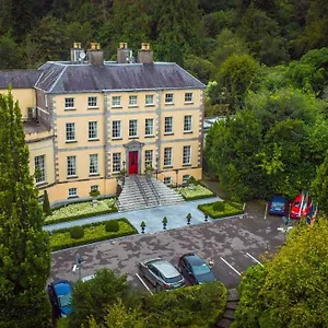 **** Hotel Maryborough & Ierland