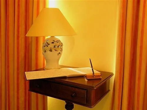 Boffin Lodge Guest House Westport 3*,